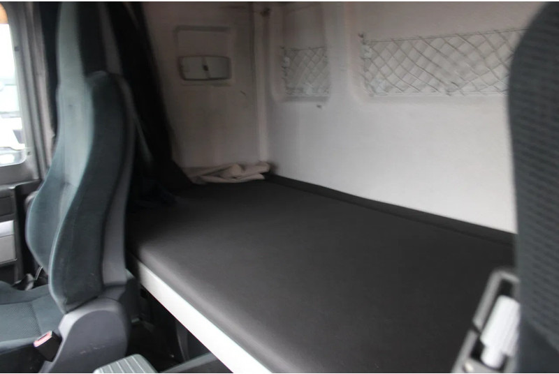 Tracteur routier MAN TGX 18.440 + euro 6 + double tank + spoiler: photos 17