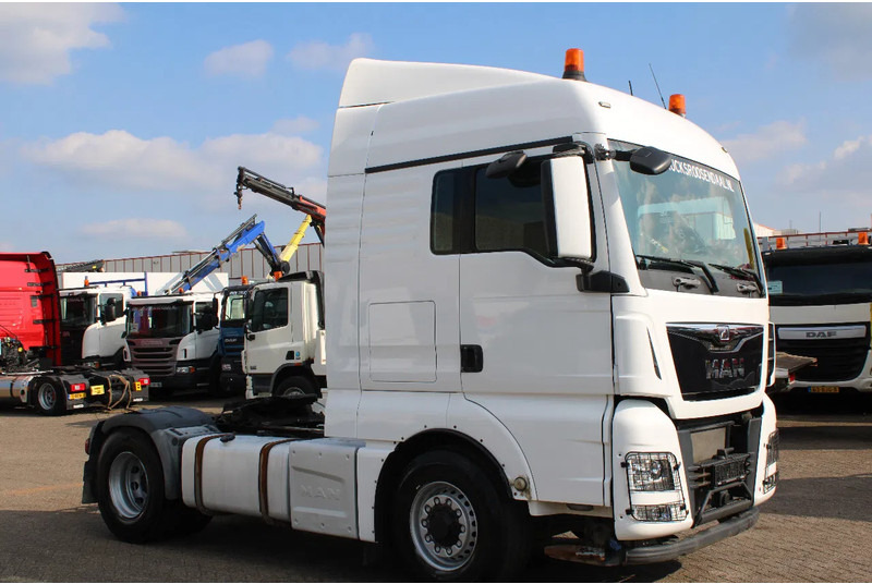 MAN TGX 18.480 + EURO 6 + 4x4 hydro + MANUAL + SPOILER - Tracteur routier: photos 4 MAN TGX 18.480 + EURO 6 + 4x4 hydro + MANUAL + SPOILER - Tracteur routier: photos 4