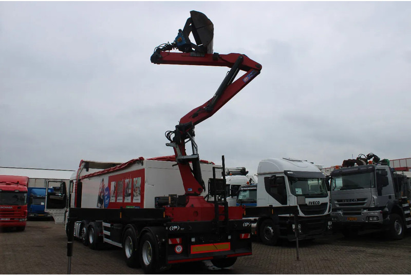MAN TGX 26.460 6x2 + AJK HMF 2243Z + remote +/ lift - lenk + AJK HMF 2243Z + remote - Tracteur routier: photos 4 MAN TGX 26.460 6x2 + AJK HMF 2243Z + remote +/ lift - lenk + AJK HMF 2243Z + remote - Tracteur routier: photos 4