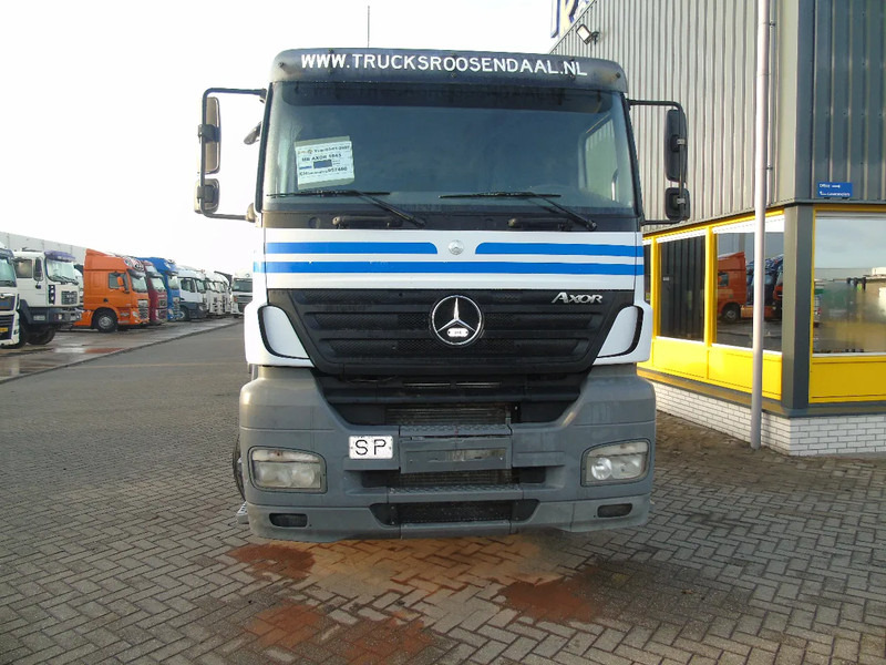 Mercedes-Benz Axor 1843 + EPS 3 PEDALS - Tracteur routier: photos 4 Mercedes-Benz Axor 1843 + EPS 3 PEDALS - Tracteur routier: photos 4