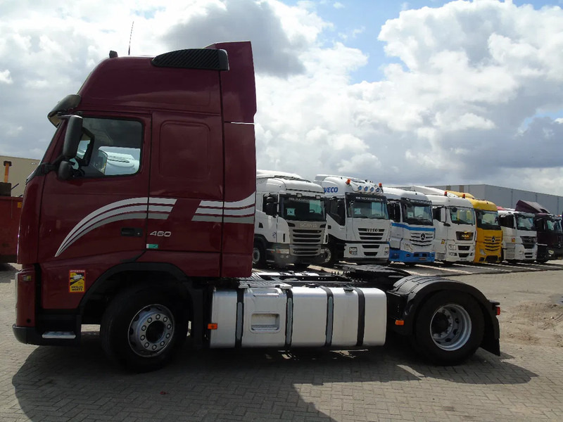 Volvo FH 460 + XL CABINE + EURO 5 + 6x IN STOCK - Tracteur routier: photos 4 Volvo FH 460 + XL CABINE + EURO 5 + 6x IN STOCK - Tracteur routier: photos 4