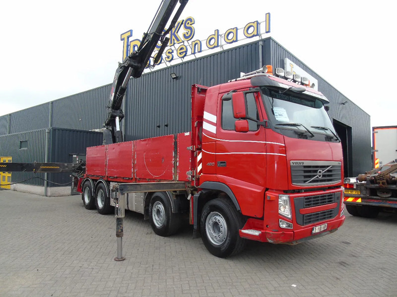 Volvo FH 12.460 + HIAB 700E-6 HI HIPRO + JIB 4X + 8X4 + EURO 5 + REMOTE - Camion grue: photos 3 Volvo FH 12.460 + HIAB 700E-6 HI HIPRO + JIB 4X + 8X4 + EURO 5 + REMOTE - Camion grue: photos 3