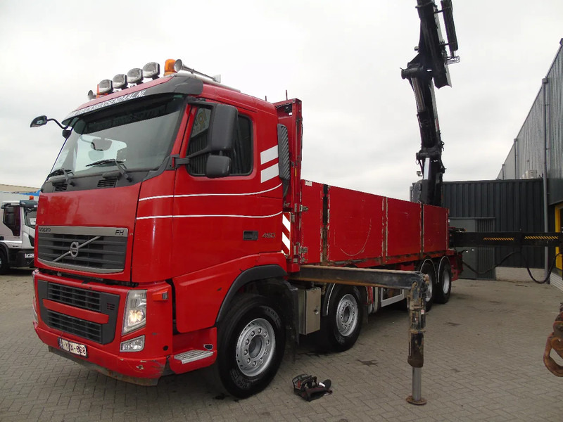 Volvo FH 12.460 + HIAB 700E-6 HI HIPRO + JIB 4X + 8X4 + EURO 5 + REMOTE - Camion grue: photos 2 Volvo FH 12.460 + HIAB 700E-6 HI HIPRO + JIB 4X + 8X4 + EURO 5 + REMOTE - Camion grue: photos 2