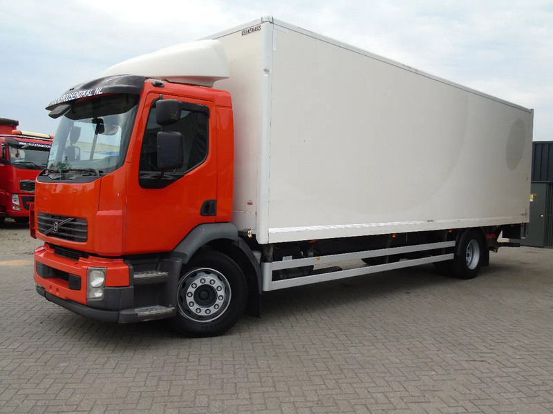 Volvo FL 260 + 18T + LIFT - Camion fourgon: photos 2 Volvo FL 260 + 18T + LIFT - Camion fourgon: photos 2