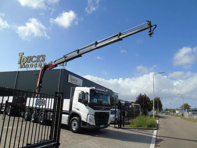 Volvo FM 460 + PALFINGER 27001-EH D 5x + 8X4 + 79.000KM/ 427HOURS CRANE + EURO 6 + REMOTE - Camion grue: photos 5 Volvo FM 460 + PALFINGER 27001-EH D 5x + 8X4 + 79.000KM/ 427HOURS CRANE + EURO 6 + REMOTE - Camion grue: photos 5