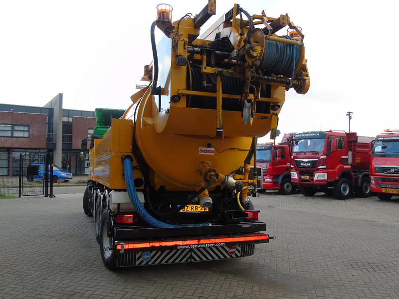 Volvo FMX 420 + 15.000L + HIGH PRESSURE PUMP + URACA + 6X4 + EURO 5 - Camion hydrocureur: photos 5 Volvo FMX 420 + 15.000L + HIGH PRESSURE PUMP + URACA + 6X4 + EURO 5 - Camion hydrocureur: photos 5