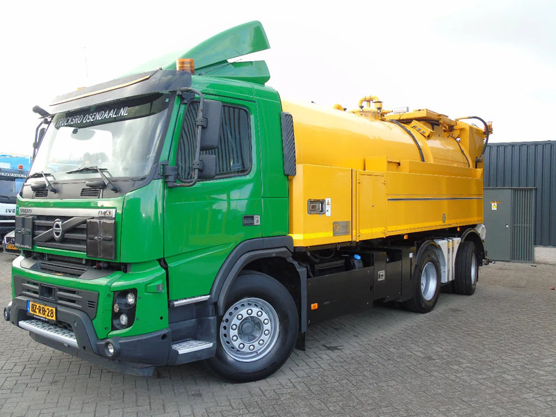 Volvo FMX 420 + 15.000L + HIGH PRESSURE PUMP + URACA + 6X4 + EURO 5 - Camion hydrocureur: photos 2 Volvo FMX 420 + 15.000L + HIGH PRESSURE PUMP + URACA + 6X4 + EURO 5 - Camion hydrocureur: photos 2