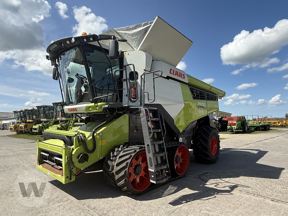 CLAAS Lexion 8900 TT - Moissonneuse-batteuse: photos 5 CLAAS Lexion 8900 TT - Moissonneuse-batteuse: photos 5