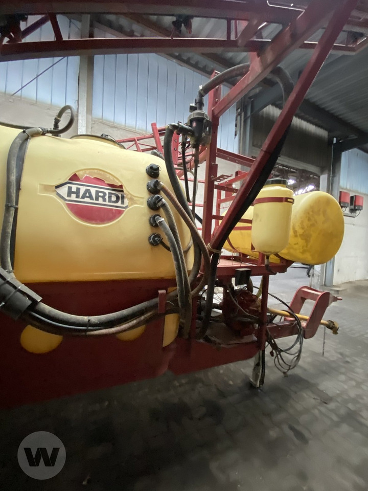 Hardi Navigator 3000 Echo - Pulvérisateur traîné: photos 3 Hardi Navigator 3000 Echo - Pulvérisateur traîné: photos 3