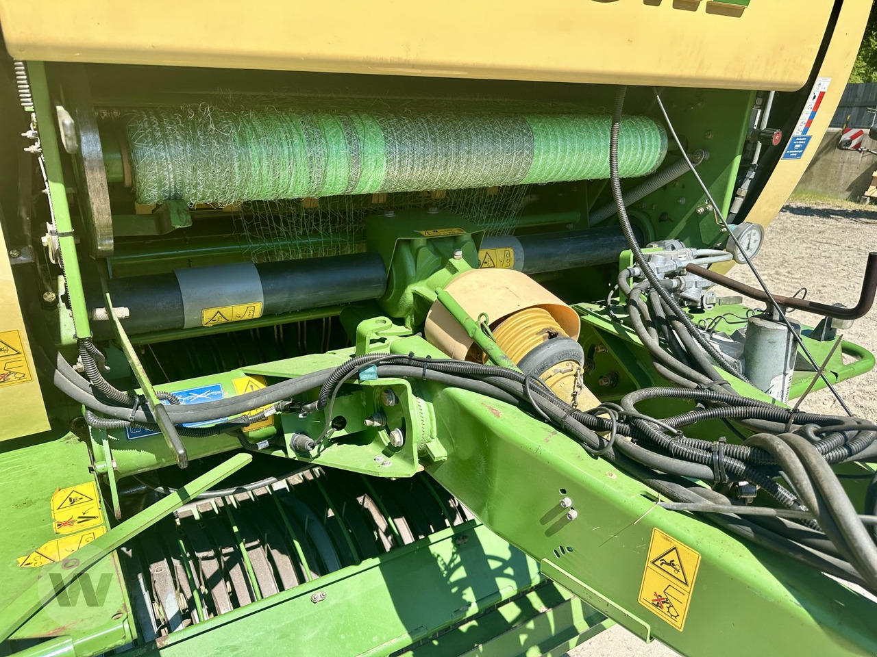 Krone Comprima V 180 XC - Presse à balles rondes: photos 5 Krone Comprima V 180 XC - Presse à balles rondes: photos 5