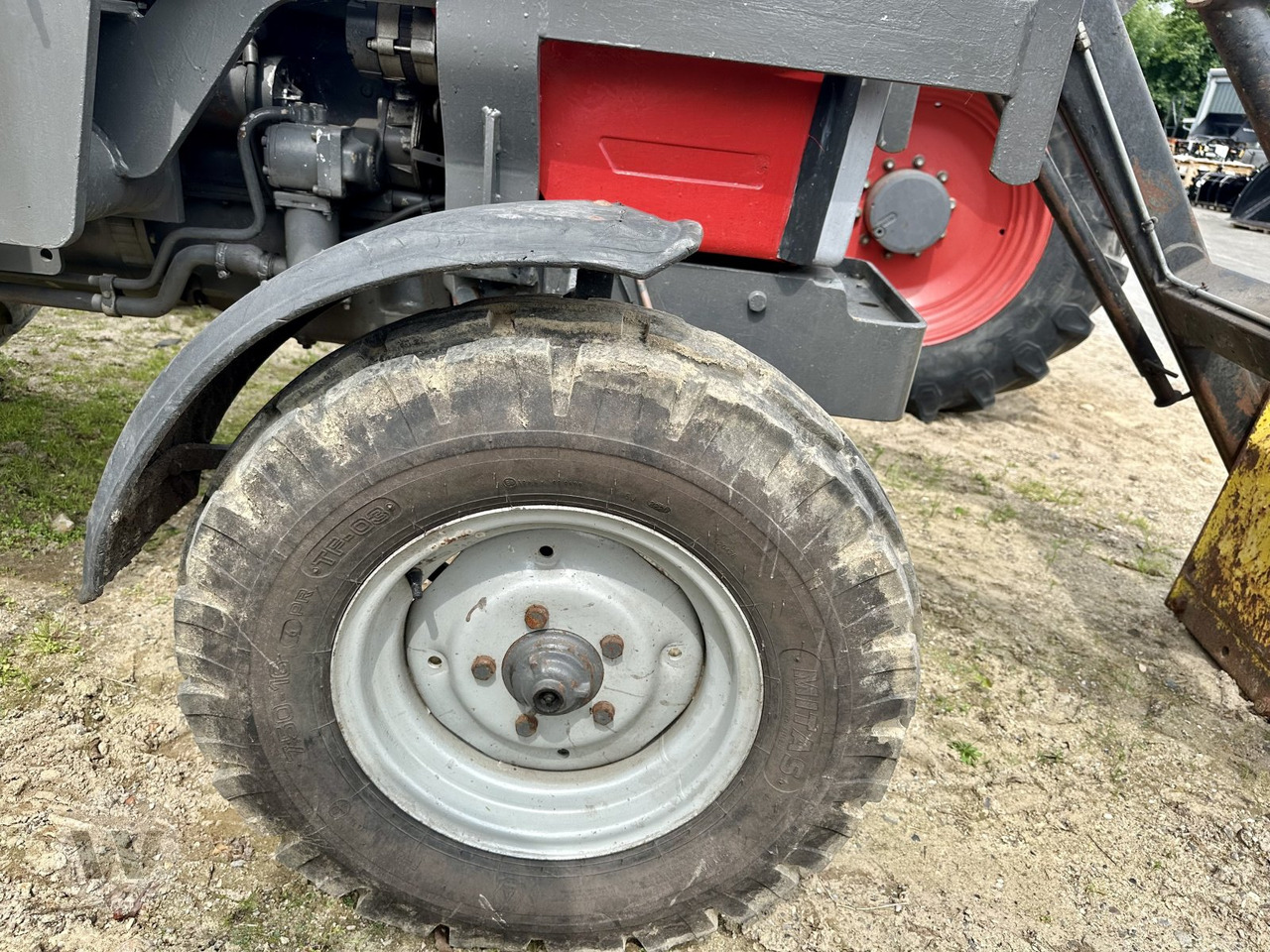 Tracteur agricole Massey Ferguson 254S: photos 6 Tracteur agricole Massey Ferguson 254S: photos 6