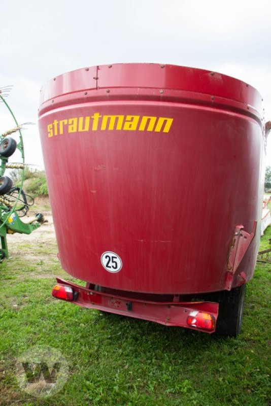 Strautmann Verti-Mix 1801 DOUBLE - Mélangeuse: photos 5 Strautmann Verti-Mix 1801 DOUBLE - Mélangeuse: photos 5