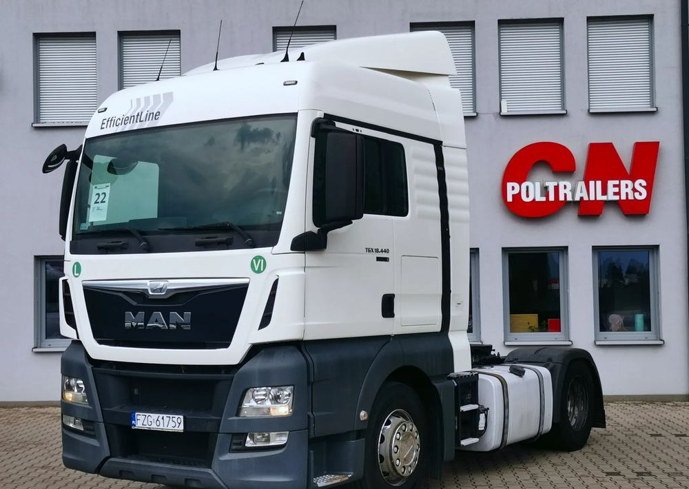 MAN Dostępne 3 szt. Standard i Mega TGX 18.440 - Tracteur routier: photos 2 MAN Dostępne 3 szt. Standard i Mega TGX 18.440 - Tracteur routier: photos 2