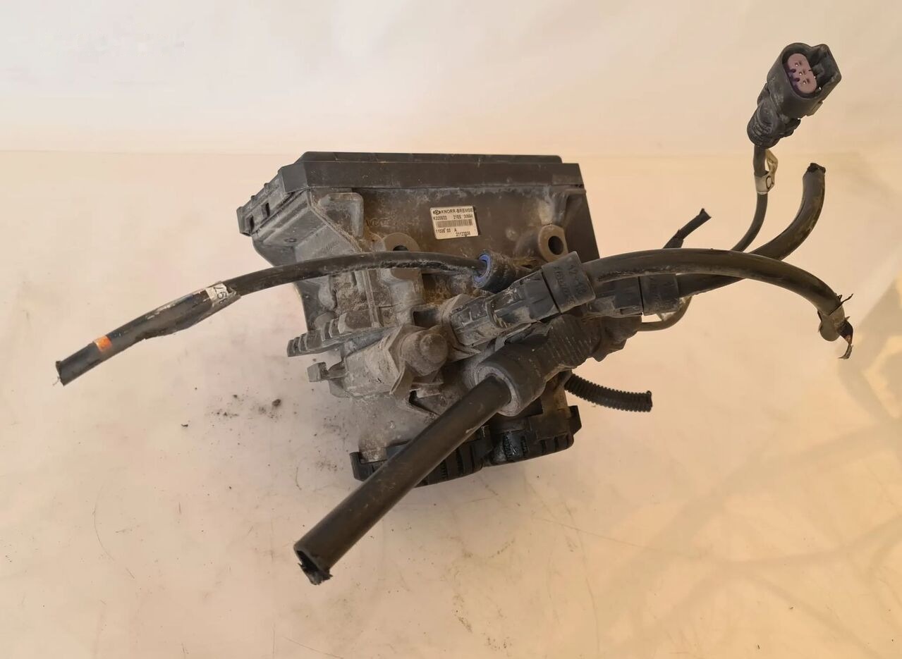 Knorr-Bremse K020022 21122035 Volvo FH FM truck - Valve de frein pour Camion: photos 2 Knorr-Bremse K020022 21122035 Volvo FH FM truck - Valve de frein pour Camion: photos 2