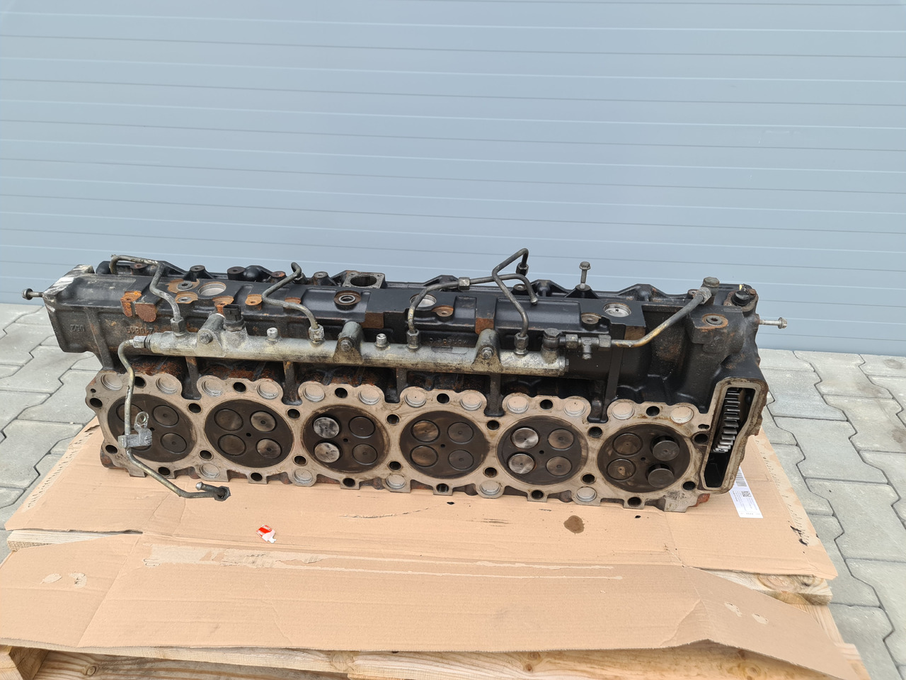 MAN TGX TGA / CYLINDER HEAD / D20 ENGINE / EURO 3 4 5 / WORLDWIDE DELIVERY - Culasse: photos 1 MAN TGX TGA / CYLINDER HEAD / D20 ENGINE / EURO 3 4 5 / WORLDWIDE DELIVERY - Culasse: photos 1