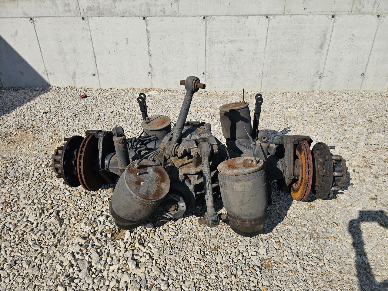 MAN TGX TGS EURO 6 / COMPLETE AXLE / HY-1350 / 38:15 - Essieu arrière: photos 2 MAN TGX TGS EURO 6 / COMPLETE AXLE / HY-1350 / 38:15 - Essieu arrière: photos 2