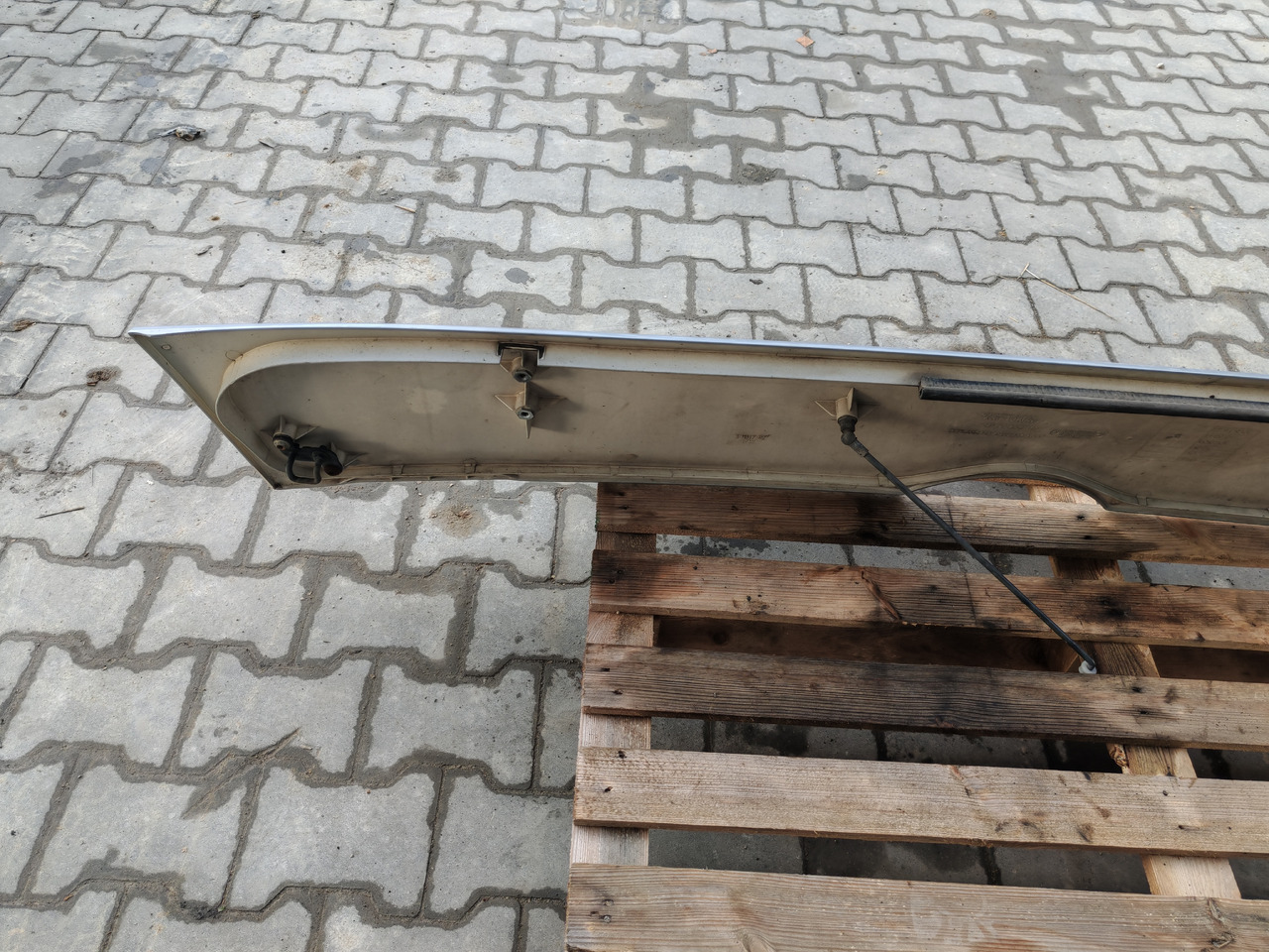 MERCEDES-BENZ ATEGO MP4 EURO 6 / FRONT BONNET - Capot: photos 3 MERCEDES-BENZ ATEGO MP4 EURO 6 / FRONT BONNET - Capot: photos 3