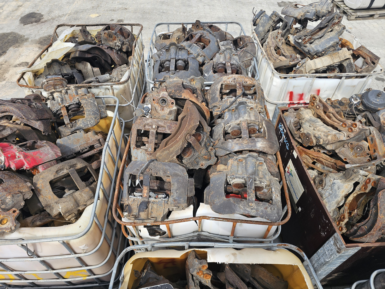 MERITOR ELSA 225 195 / VOLVO RENAULT / BULK QUANTITY ! - Étrier de frein: photos 1 MERITOR ELSA 225 195 / VOLVO RENAULT / BULK QUANTITY ! - Étrier de frein: photos 1