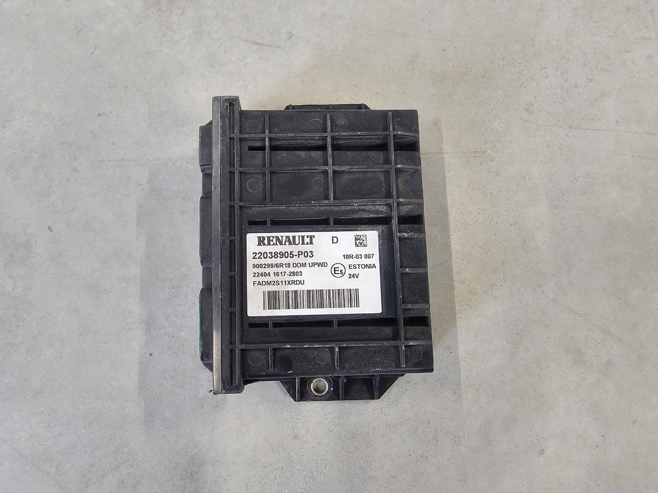 RENAULT RANGE T / PDM DOOR CONTROL UNIT - Bloc de gestion: photos 5 RENAULT RANGE T / PDM DOOR CONTROL UNIT - Bloc de gestion: photos 5