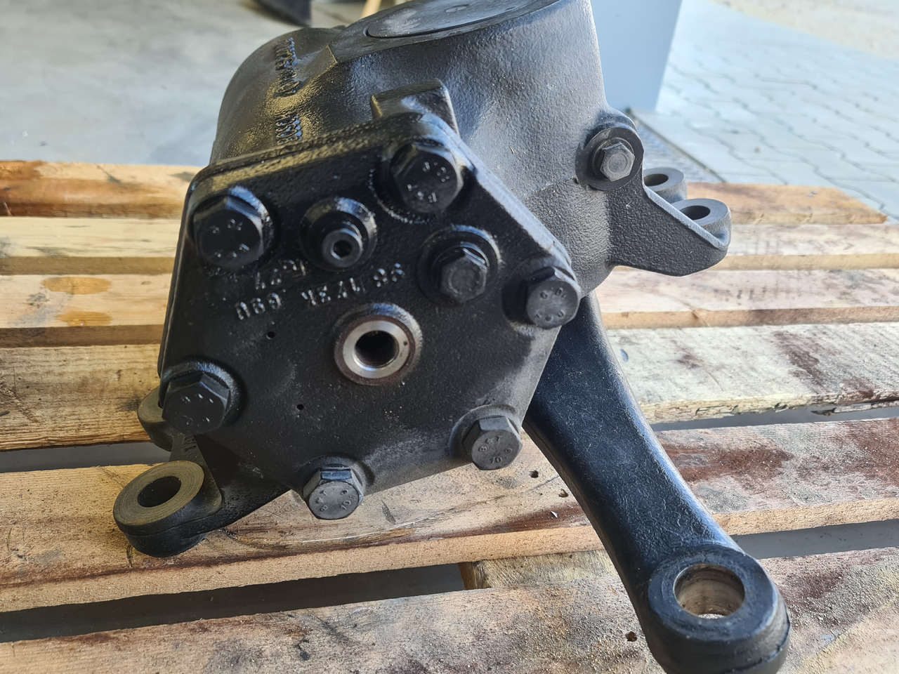 SCANIA STEERING COLUMN / NTG NTS NEW MODEL / WORLDWIDE DELIVERY - Boîtier de direction: photos 2 SCANIA STEERING COLUMN / NTG NTS NEW MODEL / WORLDWIDE DELIVERY - Boîtier de direction: photos 2