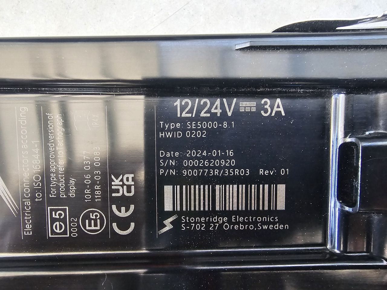 STONERIDGE SE5000-8.1 / VOLVO FH4 EURO 6 / TACHOGRAPH - Chronotachygraphe: photos 3 STONERIDGE SE5000-8.1 / VOLVO FH4 EURO 6 / TACHOGRAPH - Chronotachygraphe: photos 3