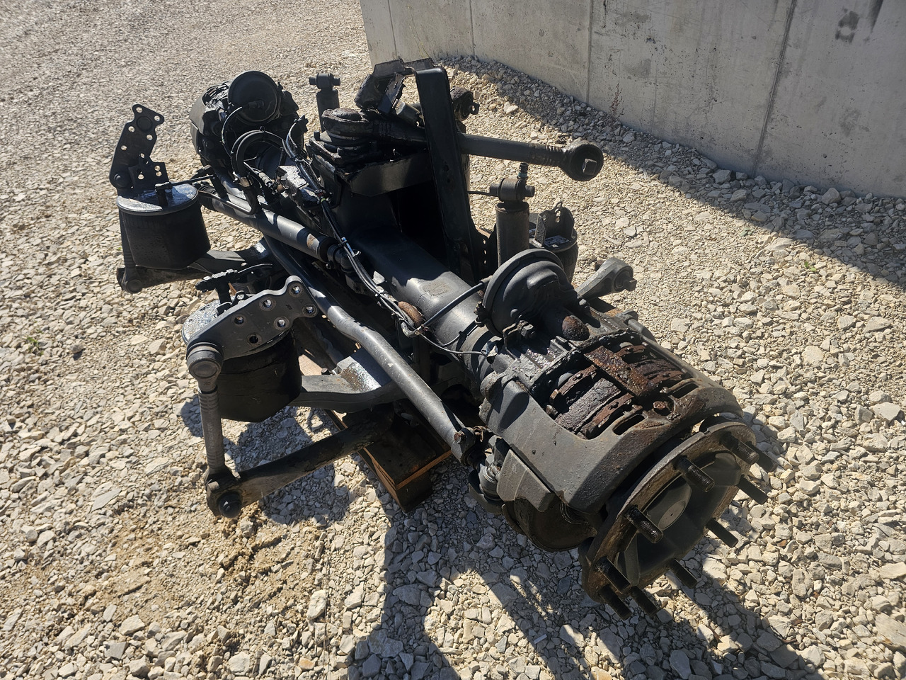 VOLVO FH FM / LIFT & STEERING AXLE / 6x2 / COMPLETE - Essieu arrière: photos 4 VOLVO FH FM / LIFT & STEERING AXLE / 6x2 / COMPLETE - Essieu arrière: photos 4