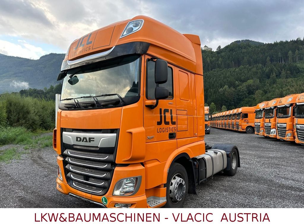 DAF XF 450 FT SSC - ADR AT-FL-EX - Tracteur routier: photos 1 DAF XF 450 FT SSC - ADR AT-FL-EX - Tracteur routier: photos 1
