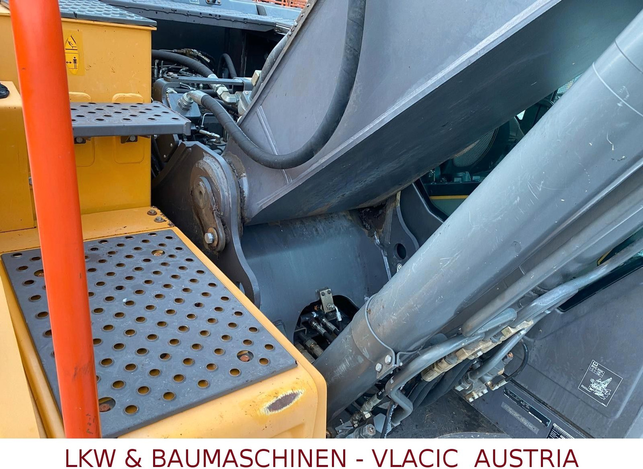 Pelle sur chenille Volvo EC 220 EL: photos 13
