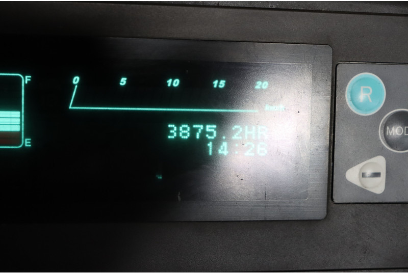 Chariot élévateur électrique Caterpillar EP16CPNT: photos 6 Chariot élévateur électrique Caterpillar EP16CPNT: photos 6