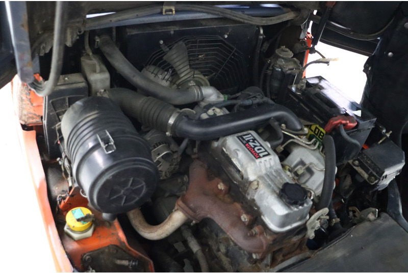 Toyota 62-7FDF25 - Chariot élévateur diesel: photos 4 Toyota 62-7FDF25 - Chariot élévateur diesel: photos 4