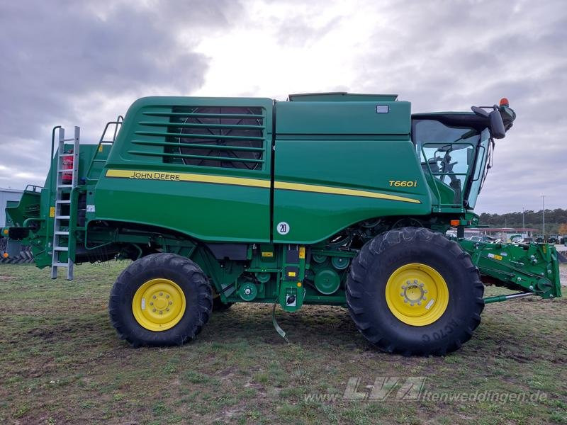 John Deere T660i - Moissonneuse-batteuse: photos 4 John Deere T660i - Moissonneuse-batteuse: photos 4