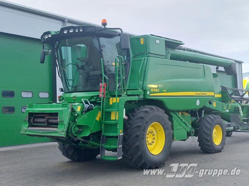 John Deere W540 i - Moissonneuse-batteuse: photos 2 John Deere W540 i - Moissonneuse-batteuse: photos 2
