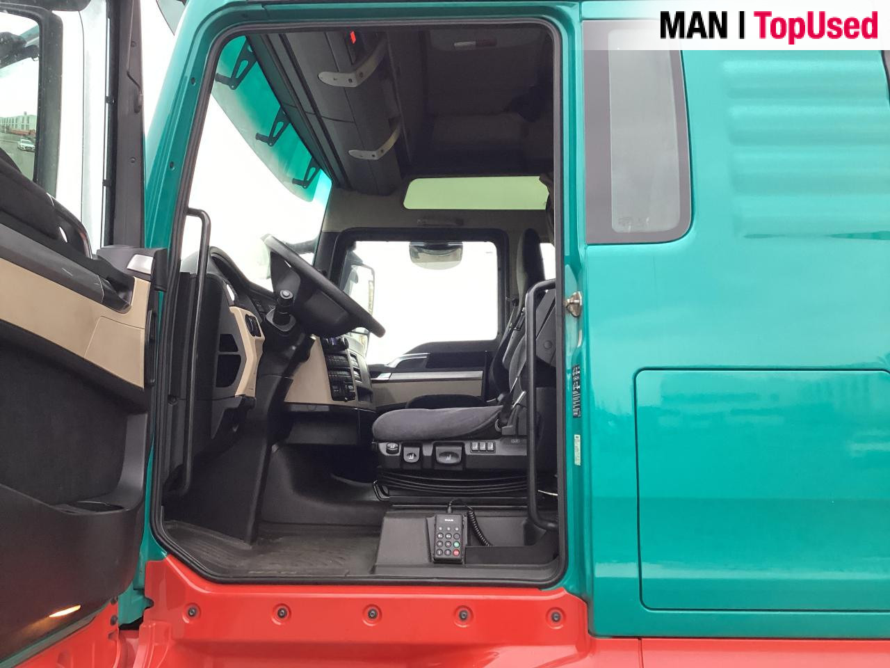 MAN TGX 18.500 4X2 LLS-U - Tracteur routier: photos 3 MAN TGX 18.500 4X2 LLS-U - Tracteur routier: photos 3
