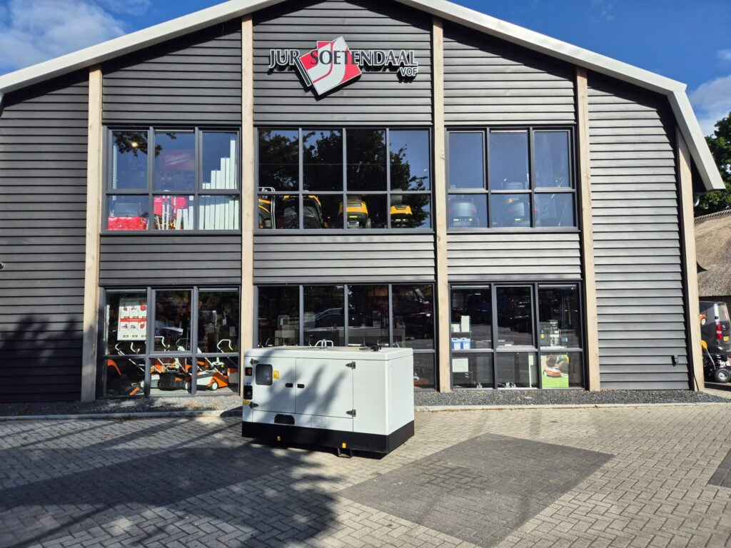 BRINKMAN & NIEMEIJER diesel generator - Groupe électrogène: photos 2 BRINKMAN & NIEMEIJER diesel generator - Groupe électrogène: photos 2