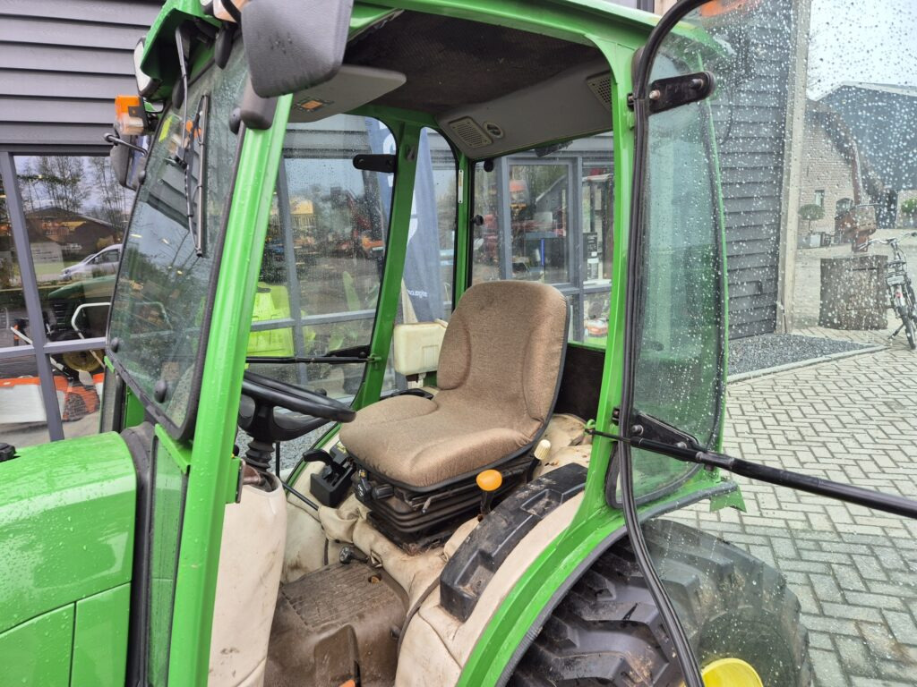 Micro tracteur JOHN DEERE 2520: photos 10