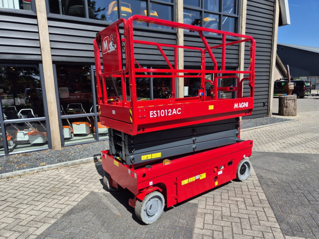 MAGNI ES1012AC scissors lift - Nacelle: photos 1 MAGNI ES1012AC scissors lift - Nacelle: photos 1