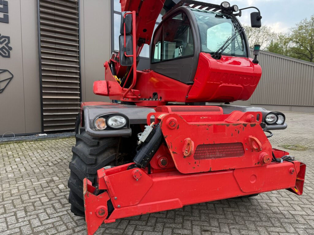 MANITOU MRT 2550+ privilege - Chariot télescopique: photos 3 MANITOU MRT 2550+ privilege - Chariot télescopique: photos 3