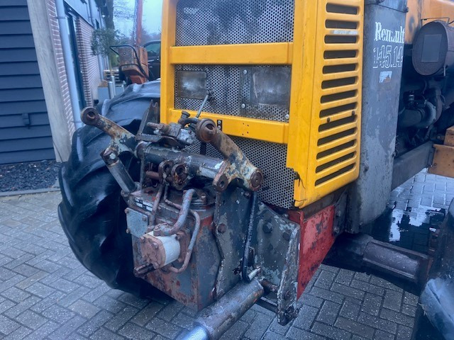 RENAULT 145.14 - Tracteur agricole: photos 4 RENAULT 145.14 - Tracteur agricole: photos 4