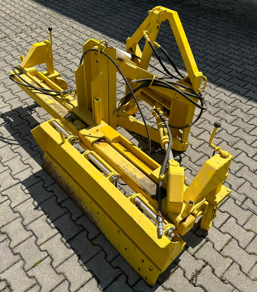 Unimog Frontanbau-Gräder Söder IA02093 - Lame: photos 2 Unimog Frontanbau-Gräder Söder IA02093 - Lame: photos 2