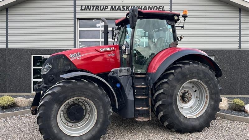Case IH Optum 300 CVX Med frontlift og læder kabine. - Tracteur agricole: photos 1 Case IH Optum 300 CVX Med frontlift og læder kabine. - Tracteur agricole: photos 1