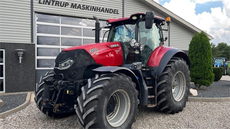 Case IH Optum 300 CVX Med frontlift og læder kabine. - Tracteur agricole: photos 2 Case IH Optum 300 CVX Med frontlift og læder kabine. - Tracteur agricole: photos 2