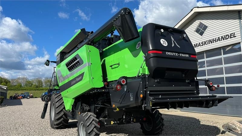 Deutz-fahr C7206 With 24feed - 7.2m header. New and unused Co  en crédit-bail Deutz-fahr C7206 With 24feed - 7.2m header. New and unused Co: photos 14