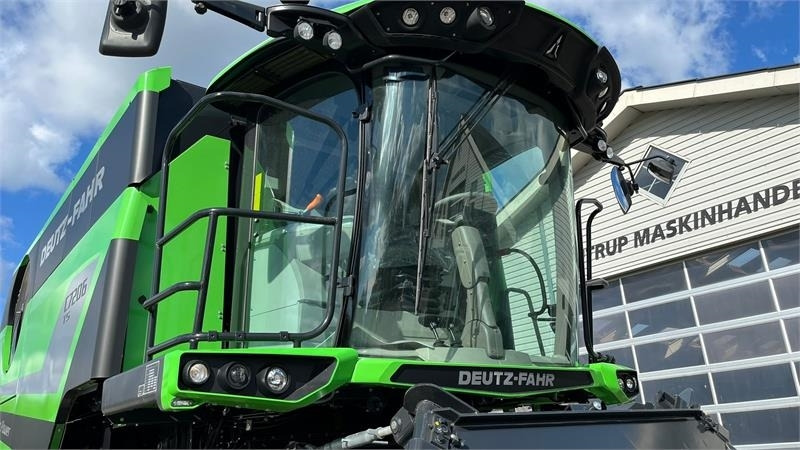 Deutz-fahr C7206 With 24feed - 7.2m header. New and unused Co  en crédit-bail Deutz-fahr C7206 With 24feed - 7.2m header. New and unused Co: photos 19