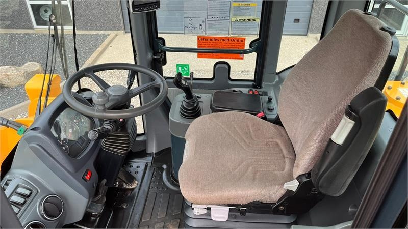 Hyundai 757-9A XTD med lang-arm. En-ejeres maskine med Loc - Chargeuse sur pneus: photos 3 Hyundai 757-9A XTD med lang-arm. En-ejeres maskine med Loc - Chargeuse sur pneus: photos 3