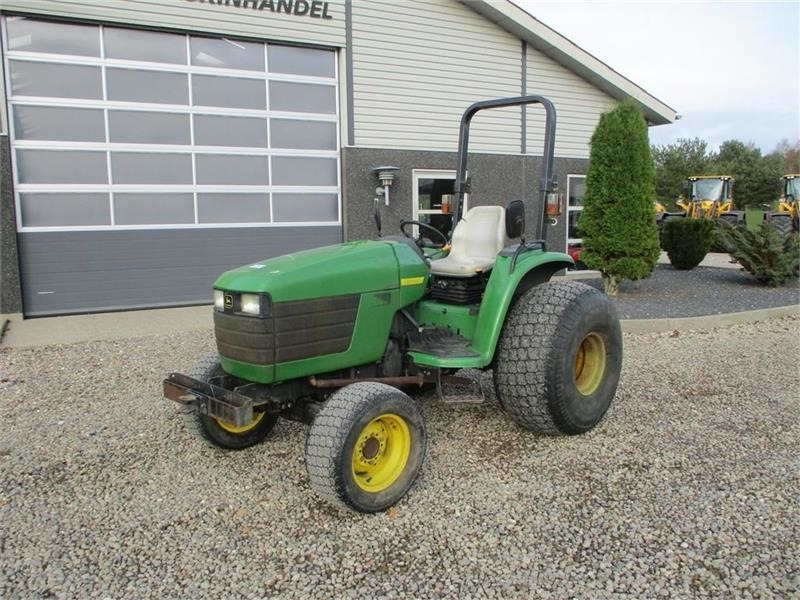 John Deere 4600 Med Græshjul - Tracteur agricole: photos 2 John Deere 4600 Med Græshjul - Tracteur agricole: photos 2