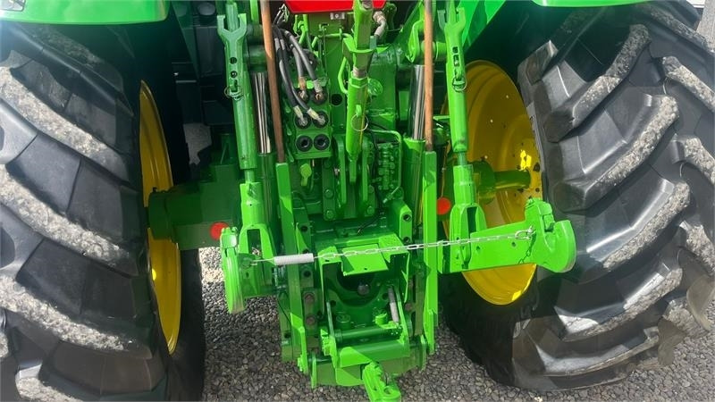 John Deere 7710 8.1L motor, store hjul og frontlift. En ejere - Tracteur agricole: photos 5 John Deere 7710 8.1L motor, store hjul og frontlift. En ejere - Tracteur agricole: photos 5