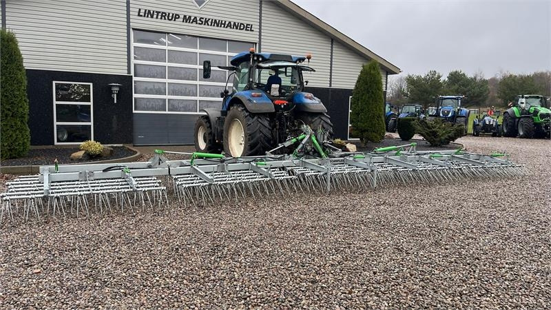 Joskin SCARIFLEX 1200 R6S6 12m bredstrigle med 6rækker tæ - Herse: photos 2 Joskin SCARIFLEX 1200 R6S6 12m bredstrigle med 6rækker tæ - Herse: photos 2