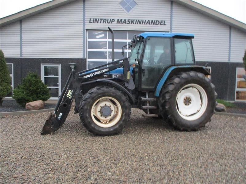 New Holland 7740 SLE Turbo Med frontlæsser og frontlift. - Tracteur agricole: photos 1 New Holland 7740 SLE Turbo Med frontlæsser og frontlift. - Tracteur agricole: photos 1