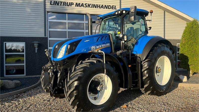 New Holland T7.315 Automatisk dæktrykreguleringssystem, frontl - Tracteur agricole: photos 2 New Holland T7.315 Automatisk dæktrykreguleringssystem, frontl - Tracteur agricole: photos 2