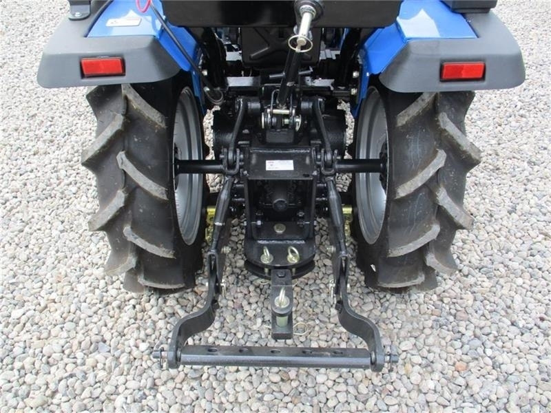 Solis 26 Gearmaskine med servostyrring og fuldhydraulisk - Tracteur communal: photos 3 Solis 26 Gearmaskine med servostyrring og fuldhydraulisk - Tracteur communal: photos 3